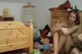 Порно трахает мать когда захочет