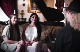 Секс папа и дочь на кухне