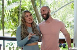 Порно видео hd крупным планом грудь маленькая